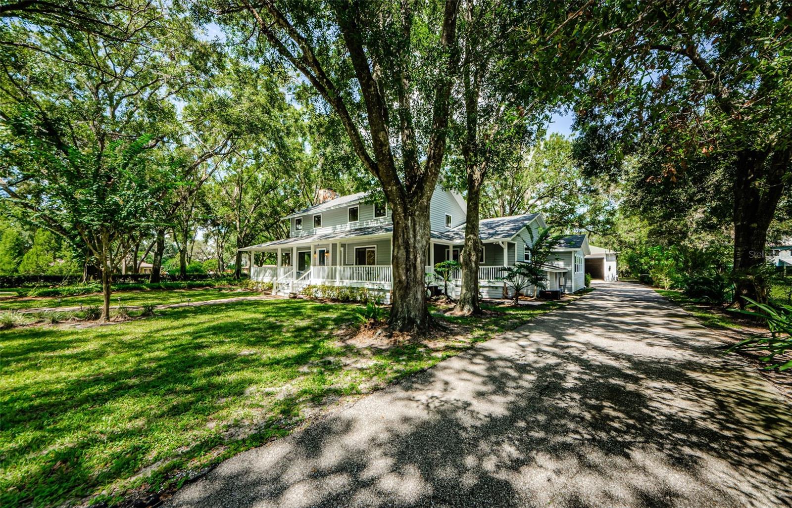 Listing photo id 82 for 5455 Lake Le Clare Road