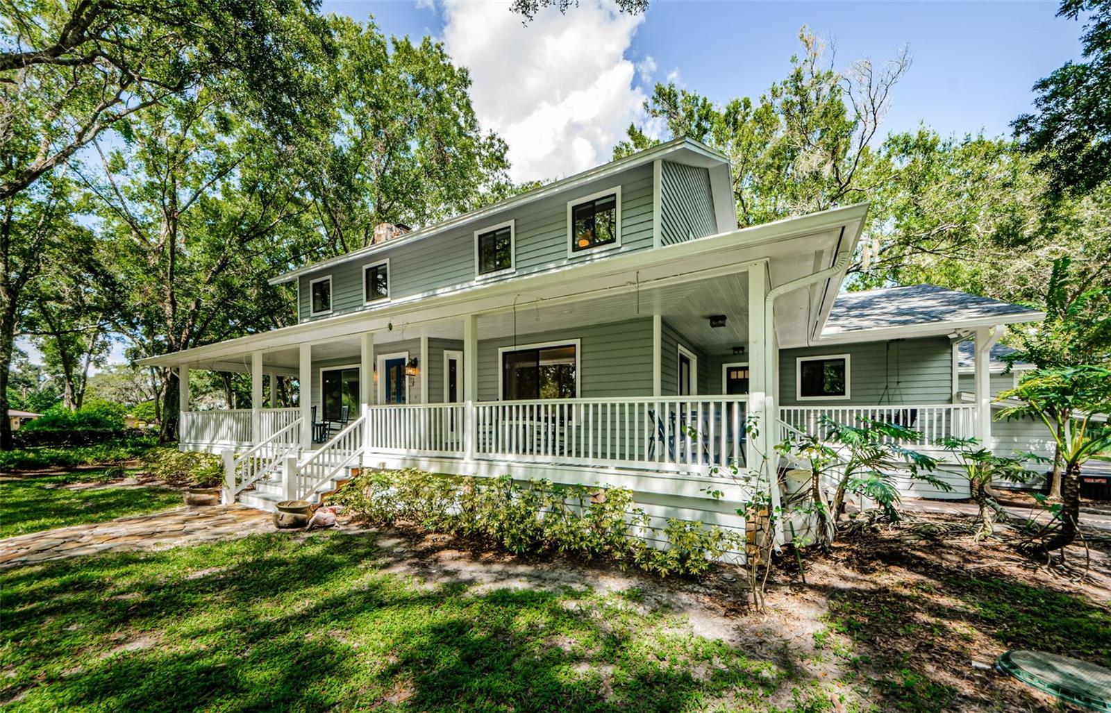 Listing photo id 84 for 5455 Lake Le Clare Road