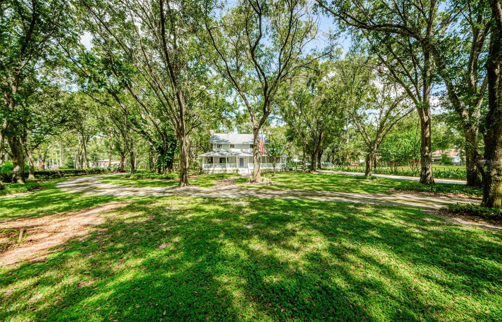 Listing photo id 86 for 5455 Lake Le Clare Road