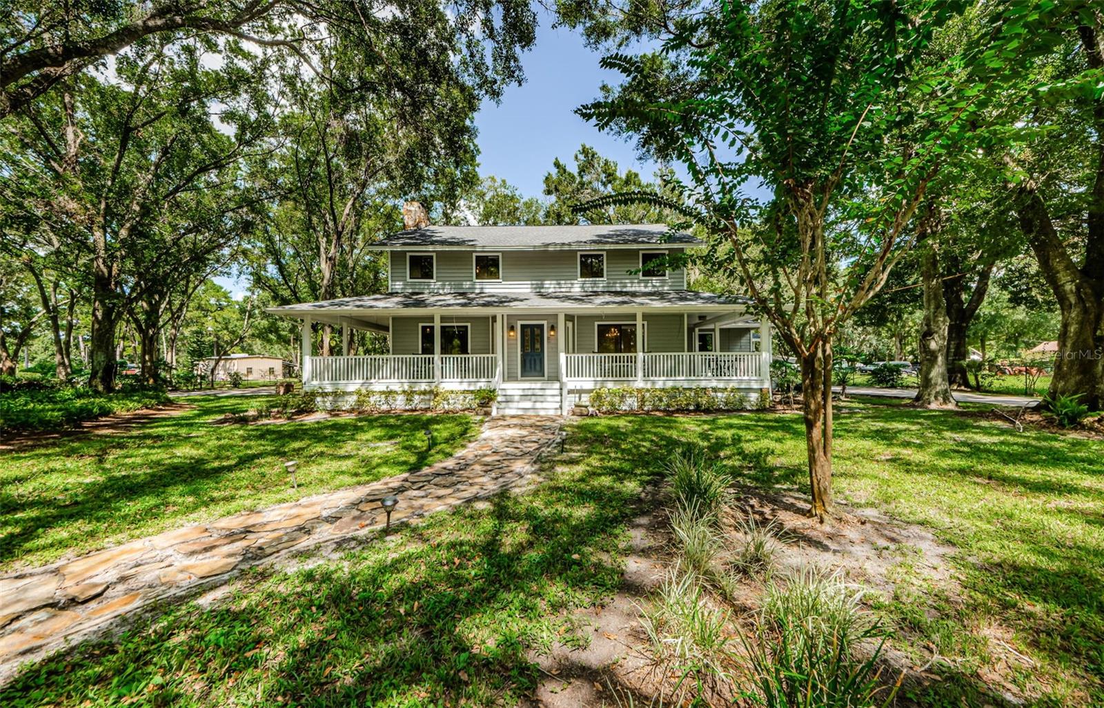 Listing photo id 88 for 5455 Lake Le Clare Road