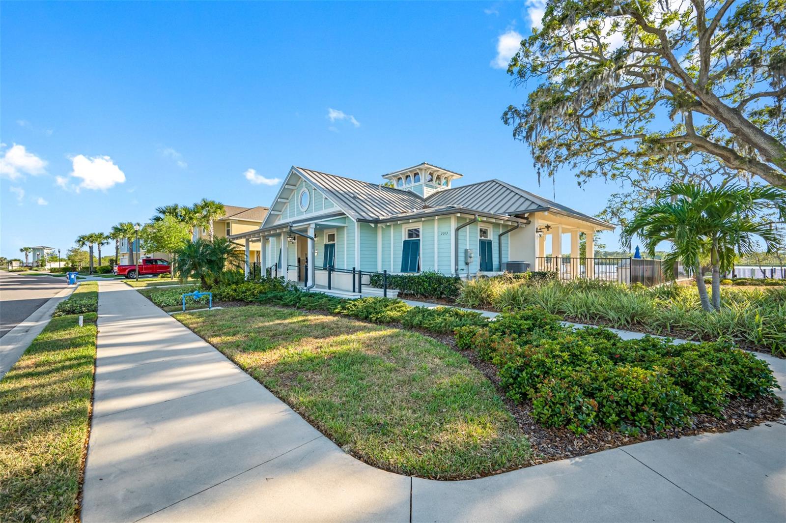 Listing photo id 47 for 9009 Palm Key Avenue