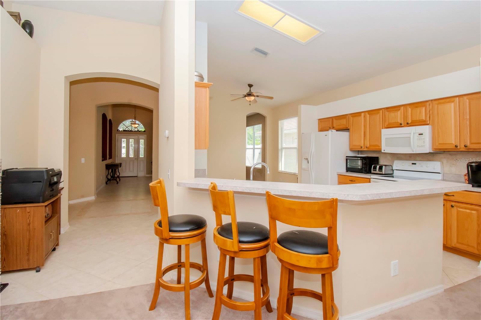 Listing photo id 3 for 4769 Whispering Wind Avenue