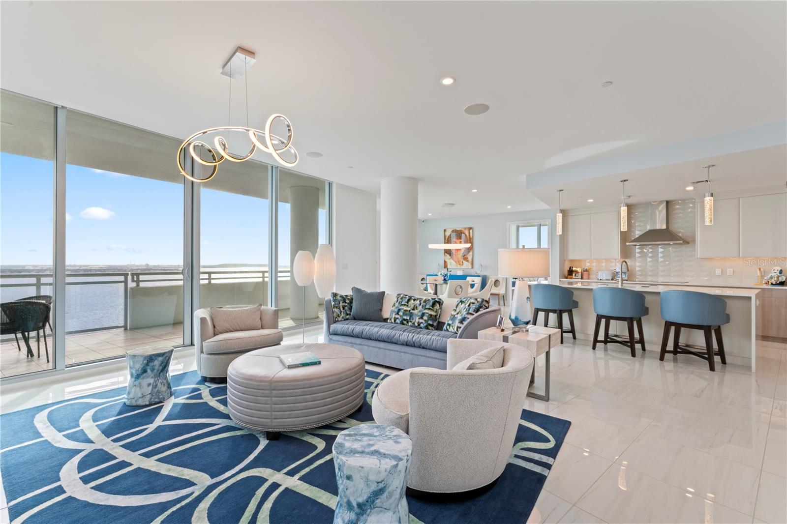 Listing photo id 2 for 3401 Bayshore Boulevard 1801