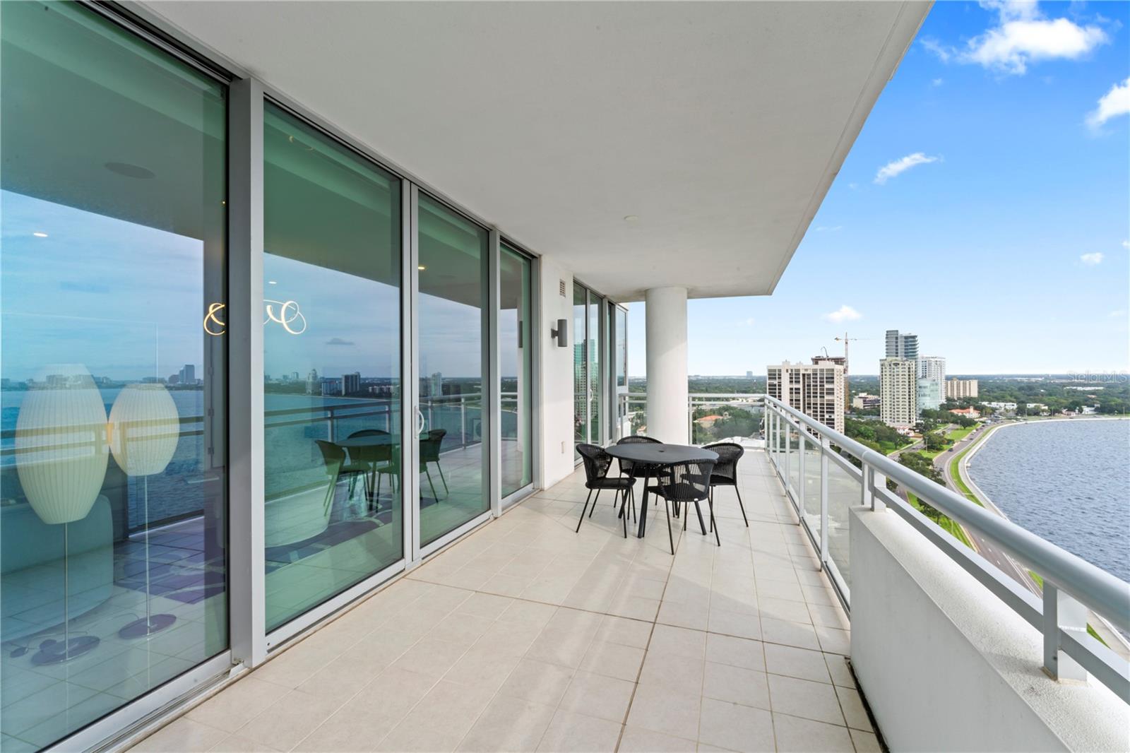 Listing photo id 42 for 3401 Bayshore Boulevard 1801