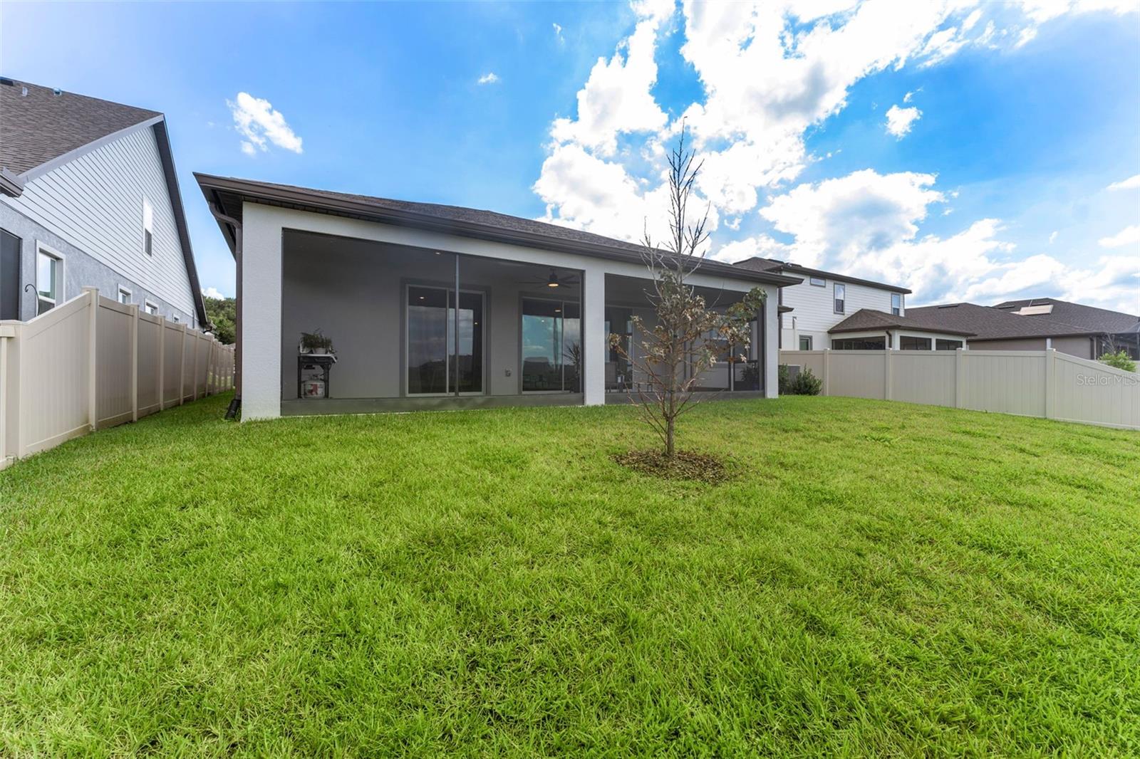 Image 41 of 61 For 9408 Ibis Grove Boulevard