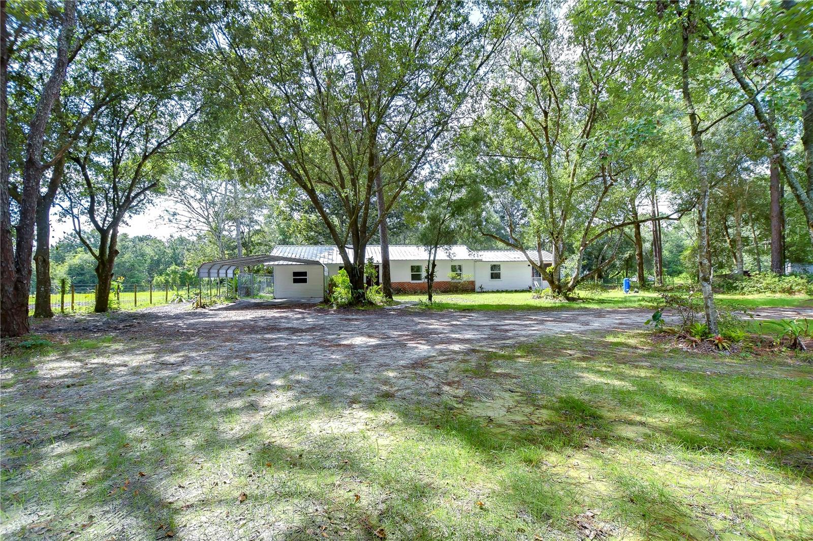 Listing photo id 41 for 7249 Berry Road