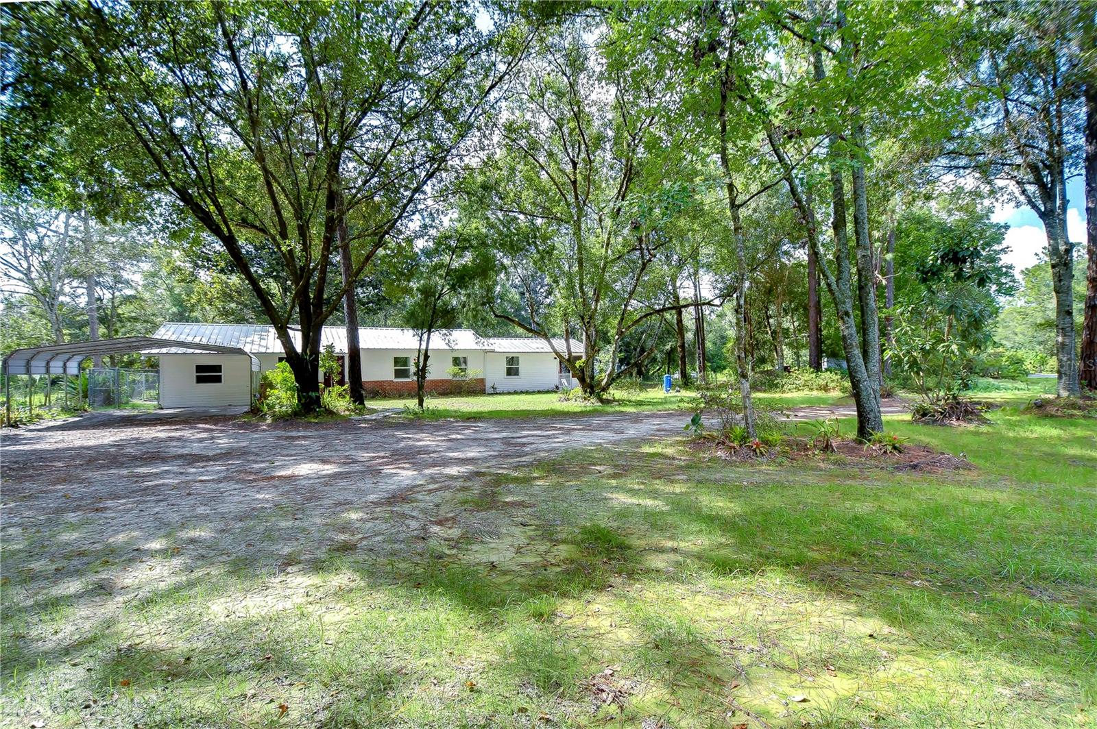 Listing photo id 42 for 7249 Berry Road