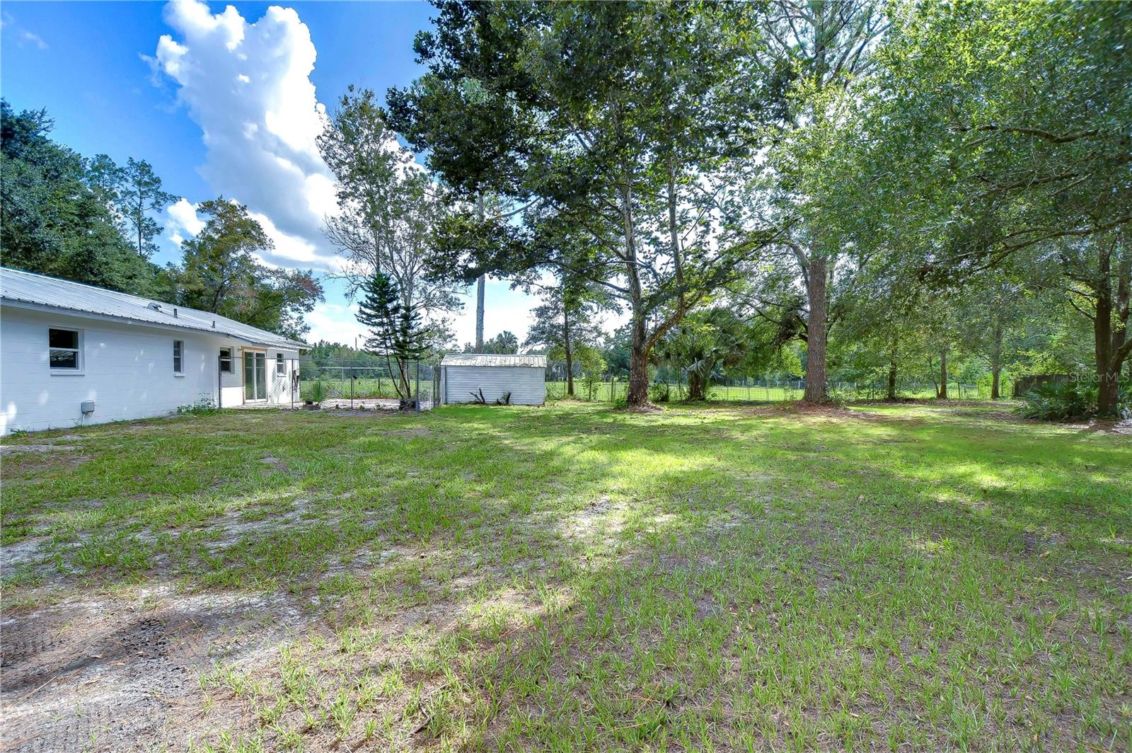 Listing photo id 52 for 7249 Berry Road