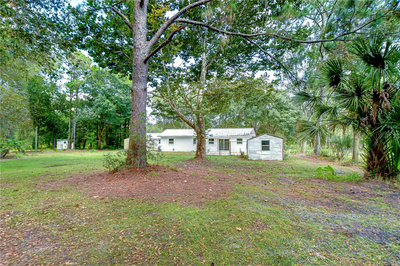 Listing photo id 57 for 7249 Berry Road