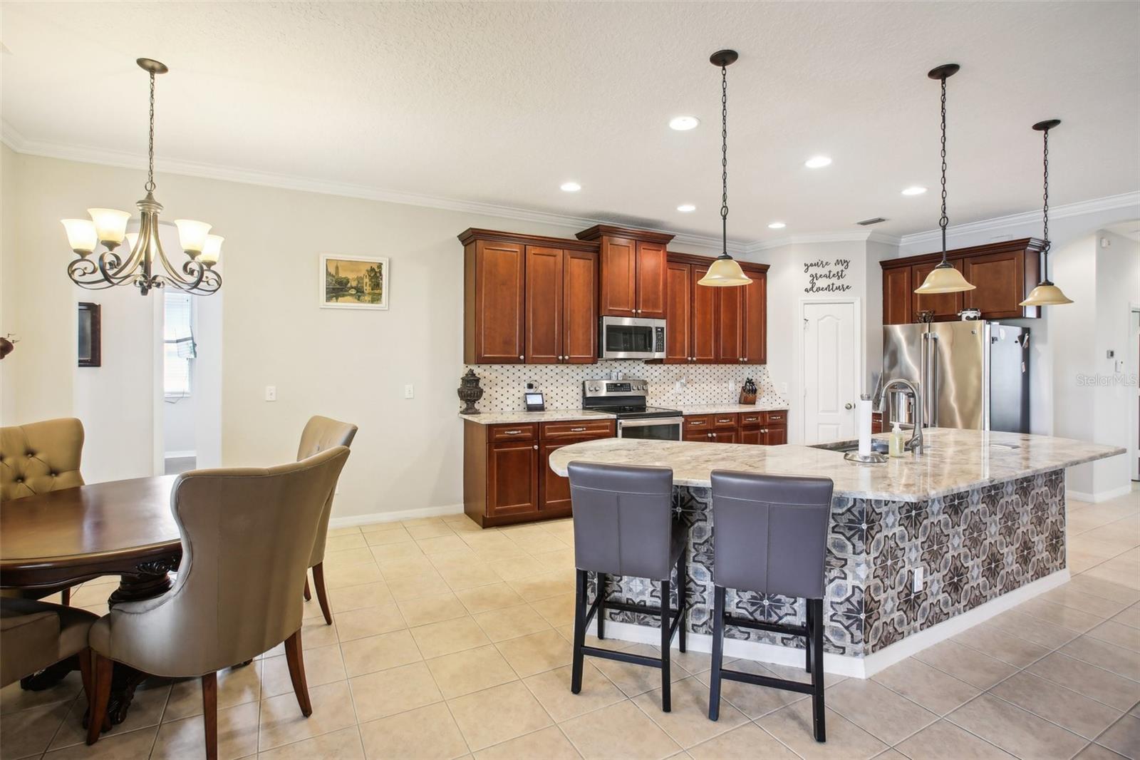 Listing photo id 22 for 11807 Summer Springs Drive