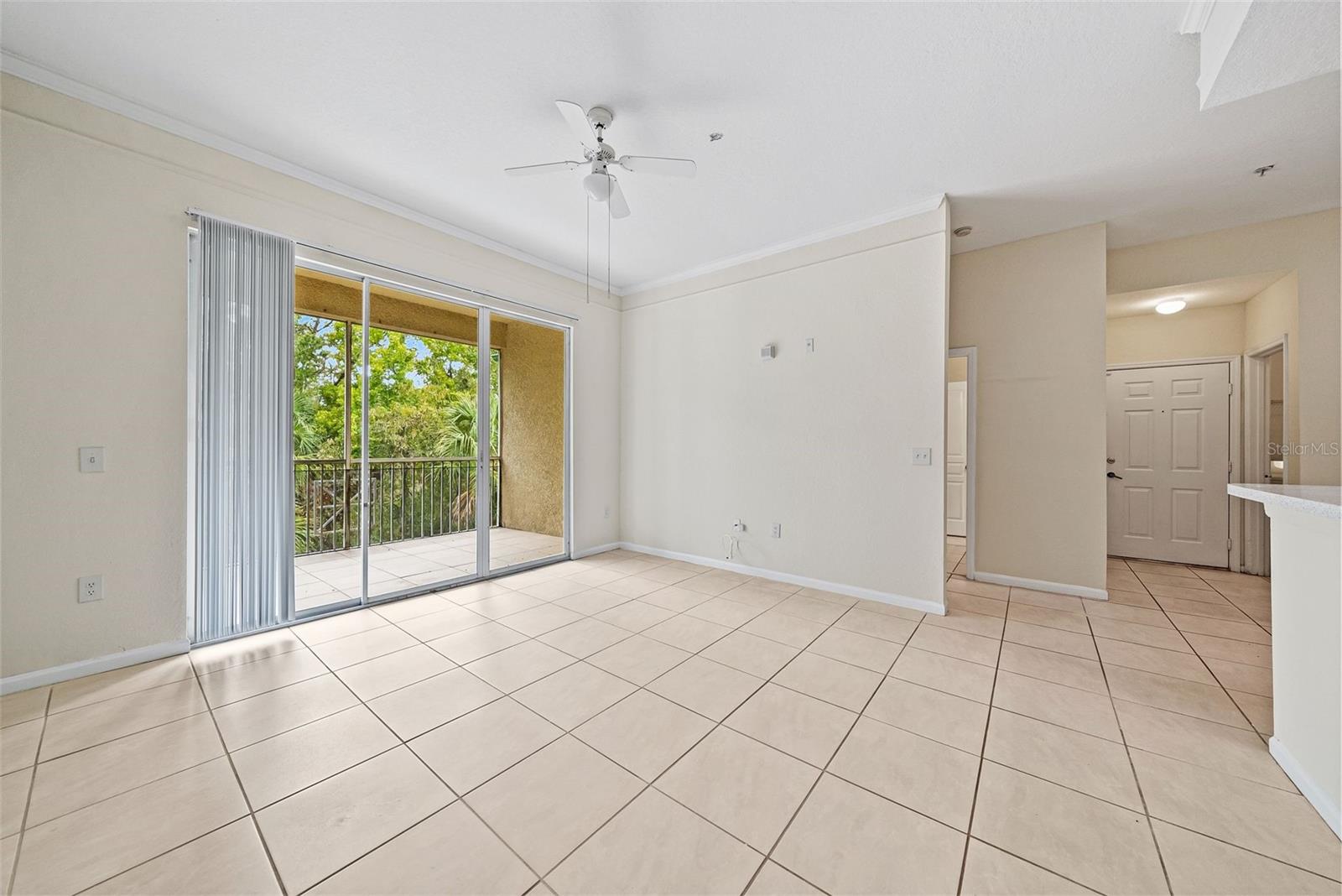 Image 12 of 31 For 17112 Carrington Park Drive 922