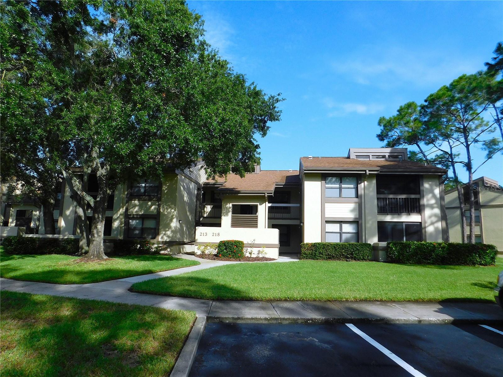 Details for 214 Woodlake Wynde  214, OLDSMAR, FL 34677