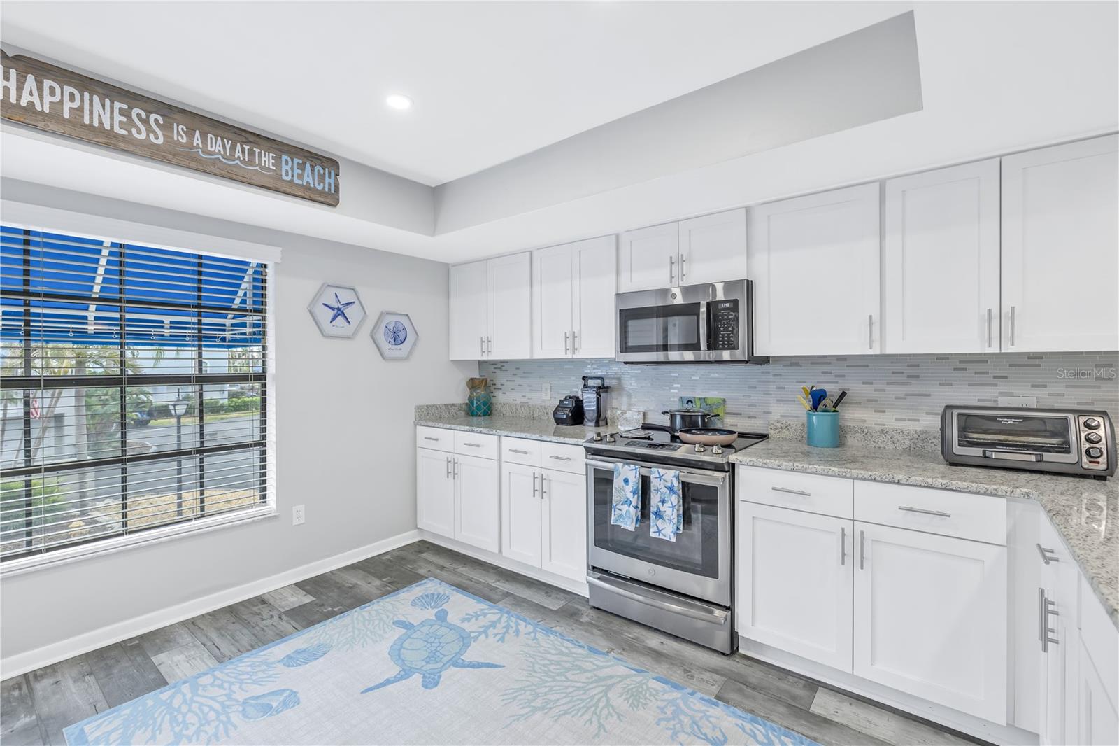 Image 11 of 63 For 745 Pinellas Bayway S 111