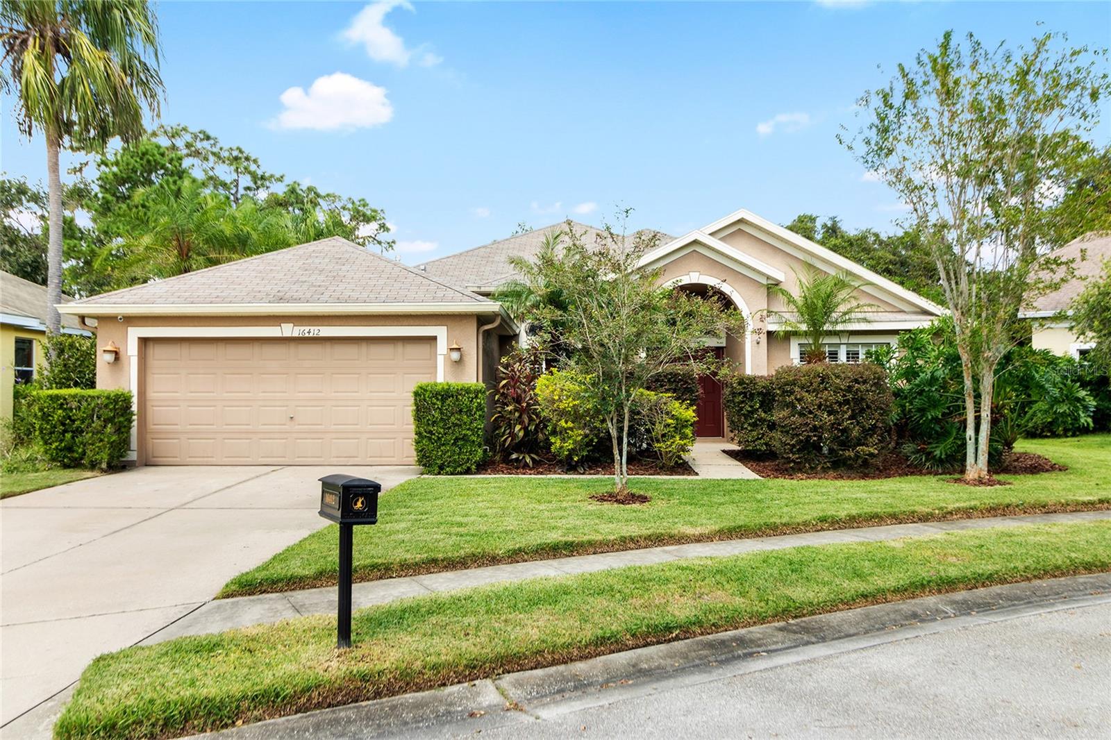 Details for 16412 Bridgelawn Avenue, LITHIA, FL 33547