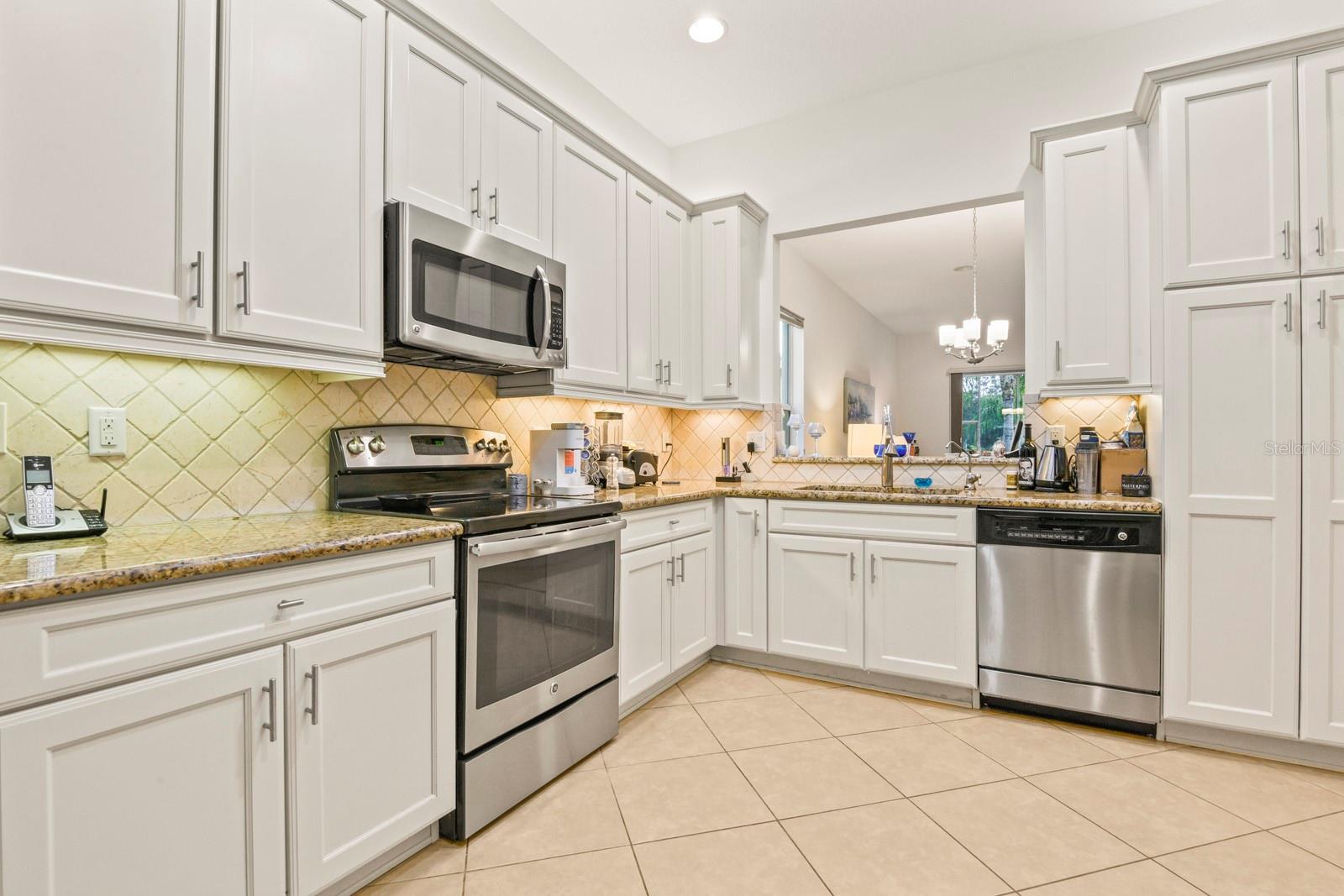 Image 8 of 29 For 15911 Cobble Mill Drive
