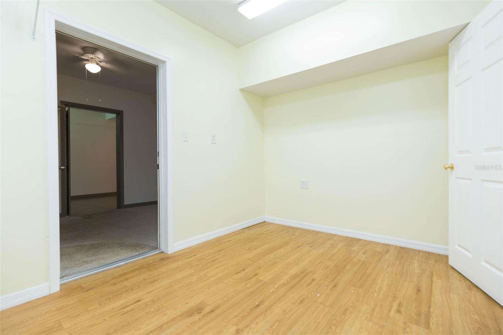 Listing photo id 20 for 2804 Holloway Road