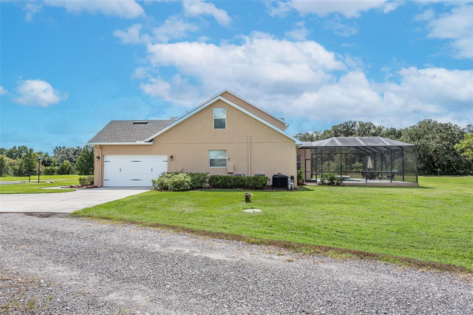 Image 6 of 60 For 8703 Alafia Hills Drive