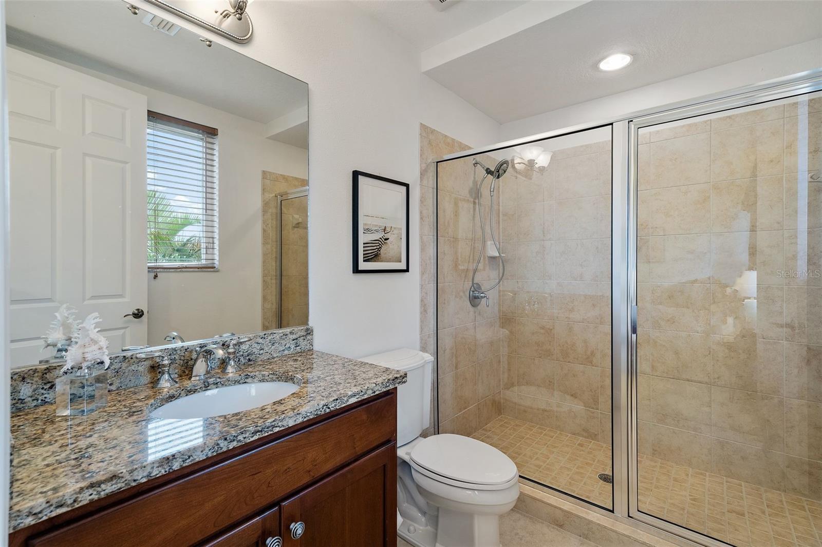 Image 43 of 63 For 43 Bayview Court S #a