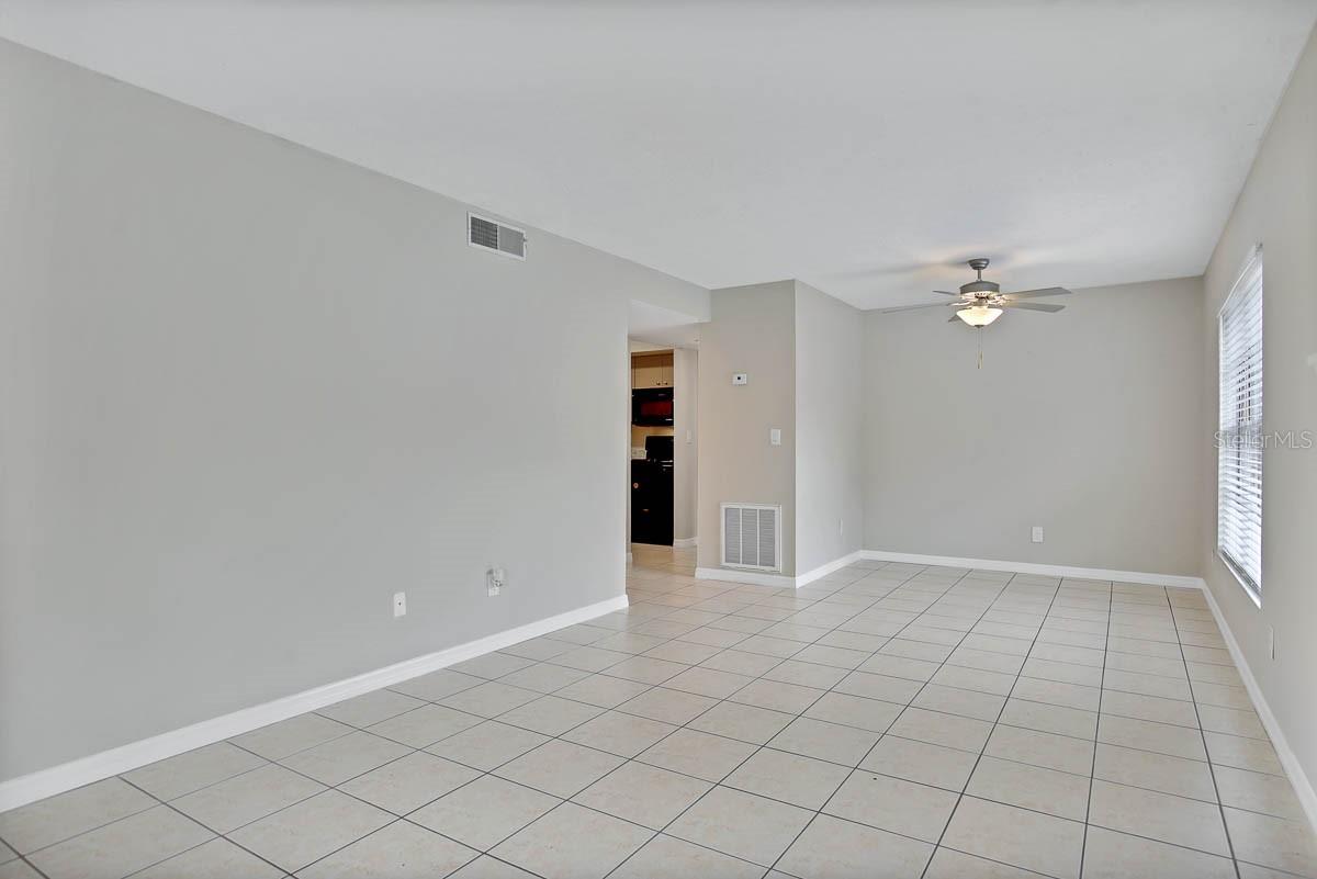 Image 6 of 19 For 14663 Norwood Oaks Drive 103