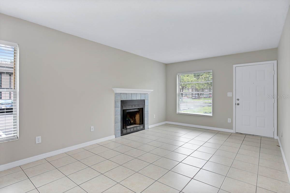 Image 9 of 19 For 14663 Norwood Oaks Drive 103