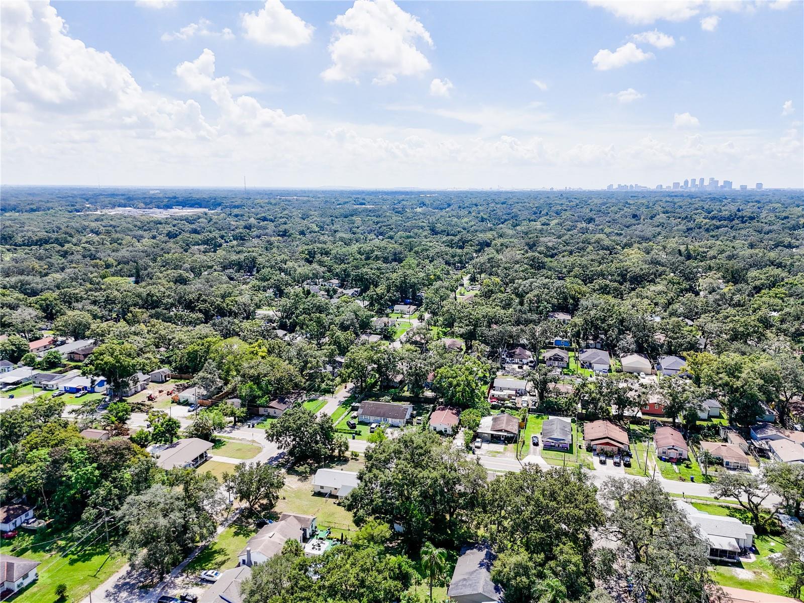 Listing photo id 11 for 1709 Sitka Street