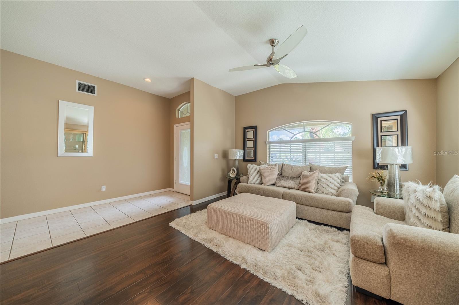 Image 6 of 48 For 14604 Corkwood Drive