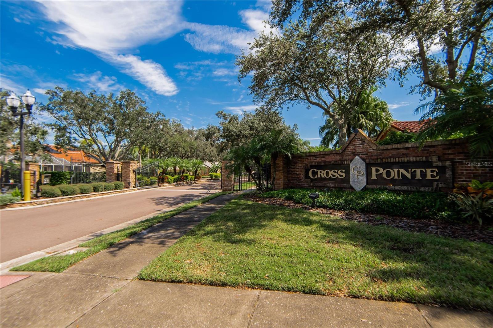 Listing photo id 59 for 4953 Pointe Circle