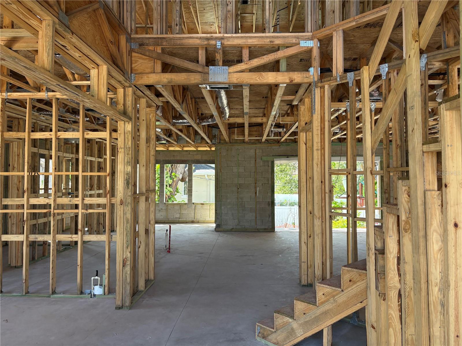 Image 41 of 43 For 559 Davis Boulevard