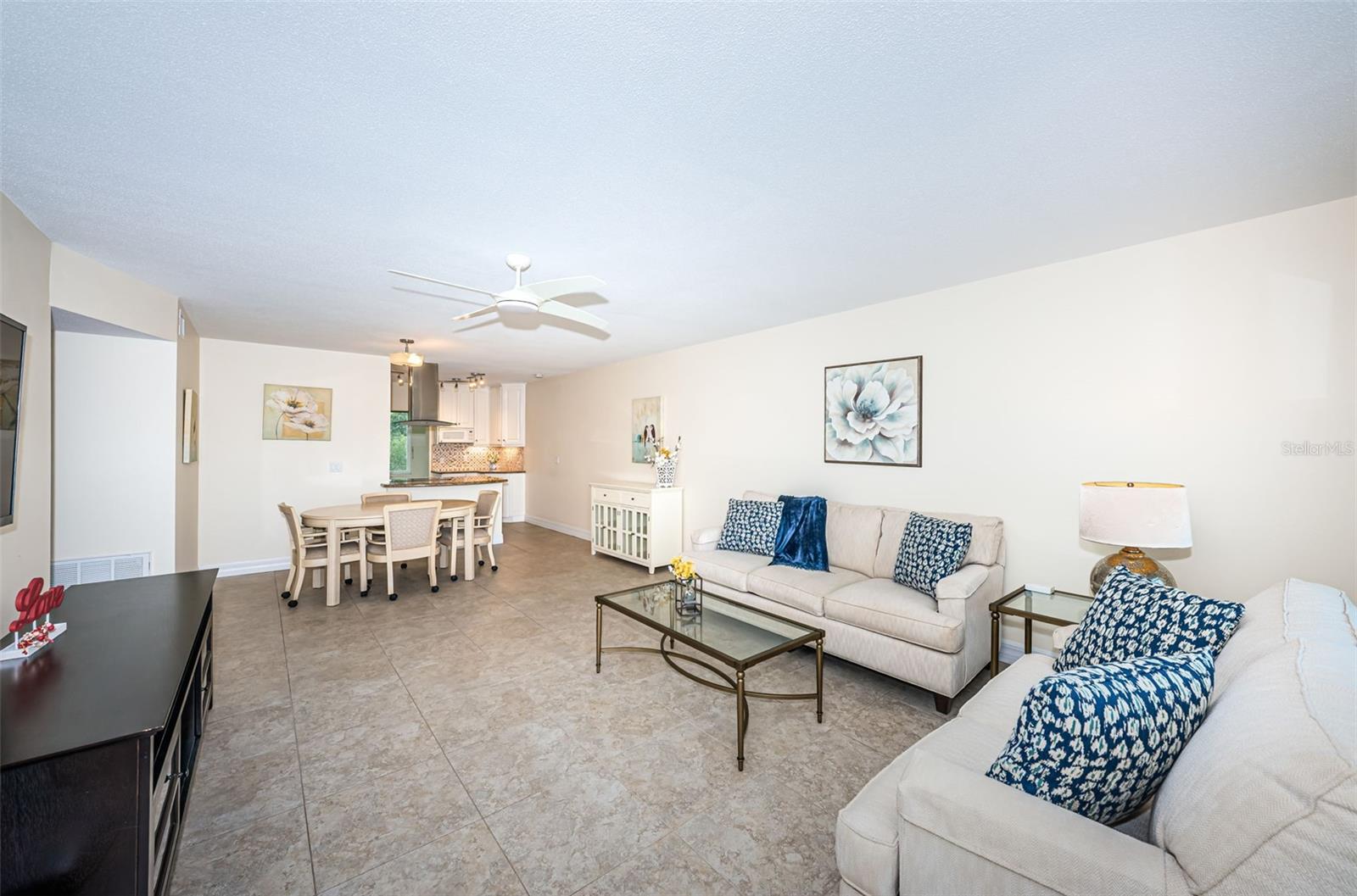 Image 4 of 91 For 2040 World Parkway Boulevard 28