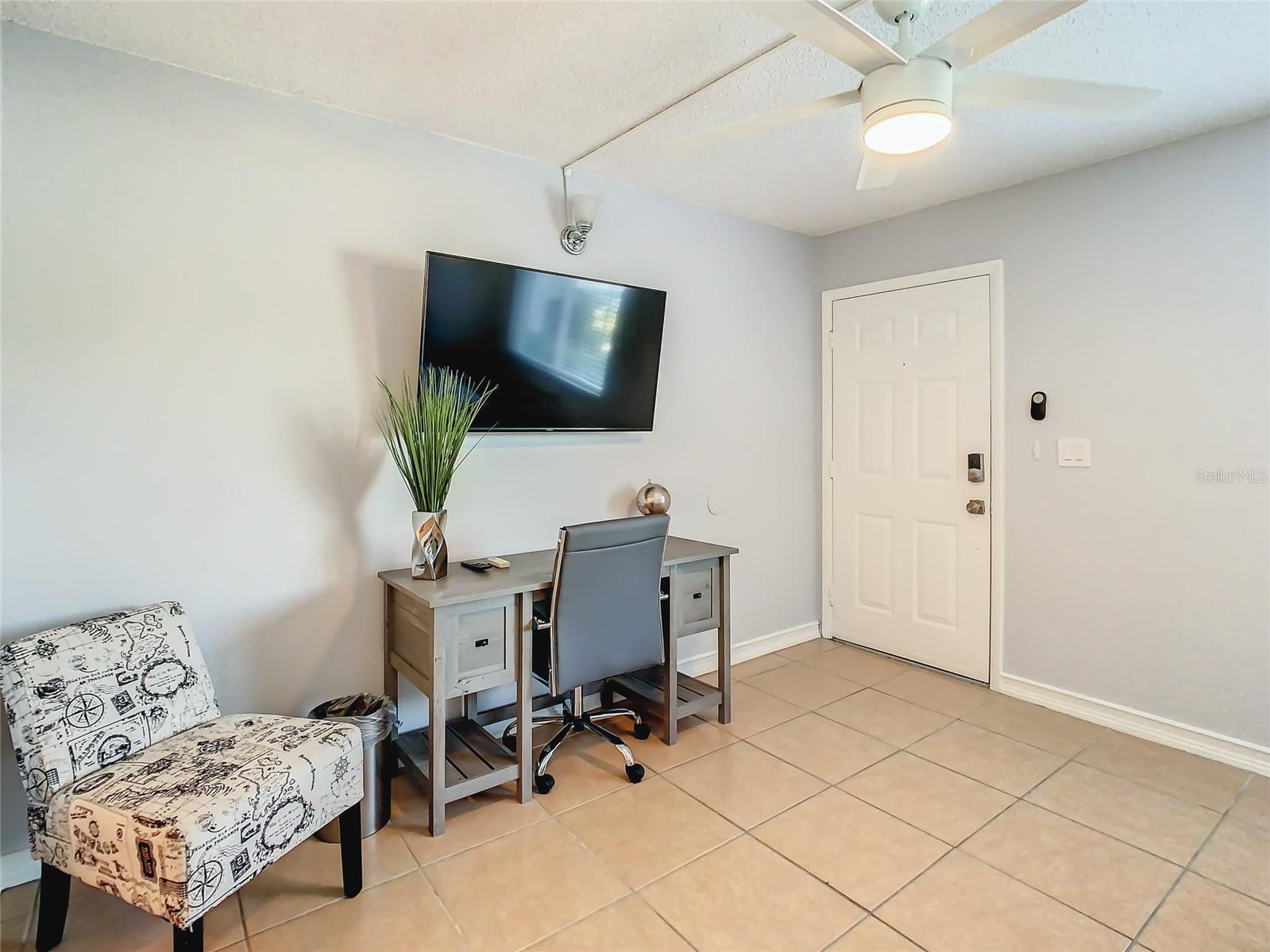 Listing photo id 0 for 4145 Dolphin Drive 4145