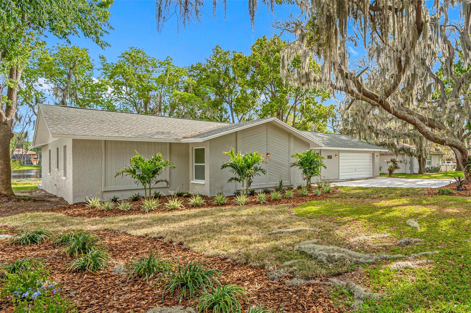 Image 66 of 89 For 10502 Tarpon Springs Rd