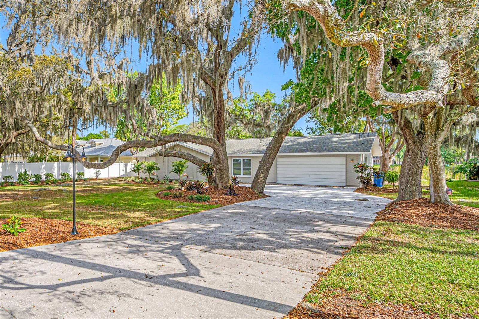 Image 77 of 89 For 10502 Tarpon Springs Rd