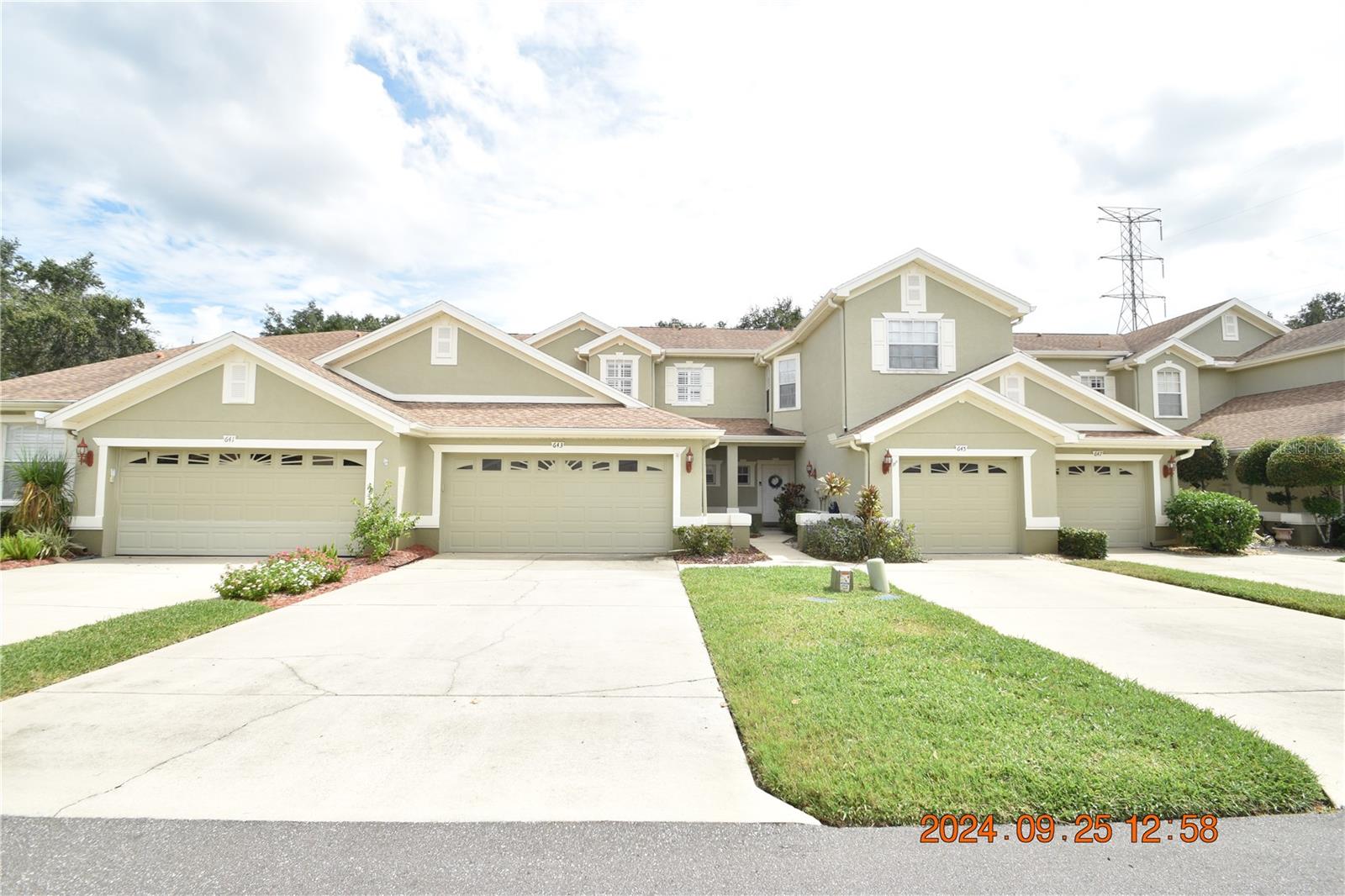 Details for 643 Spring Lake Circle, TARPON SPRINGS, FL 34688