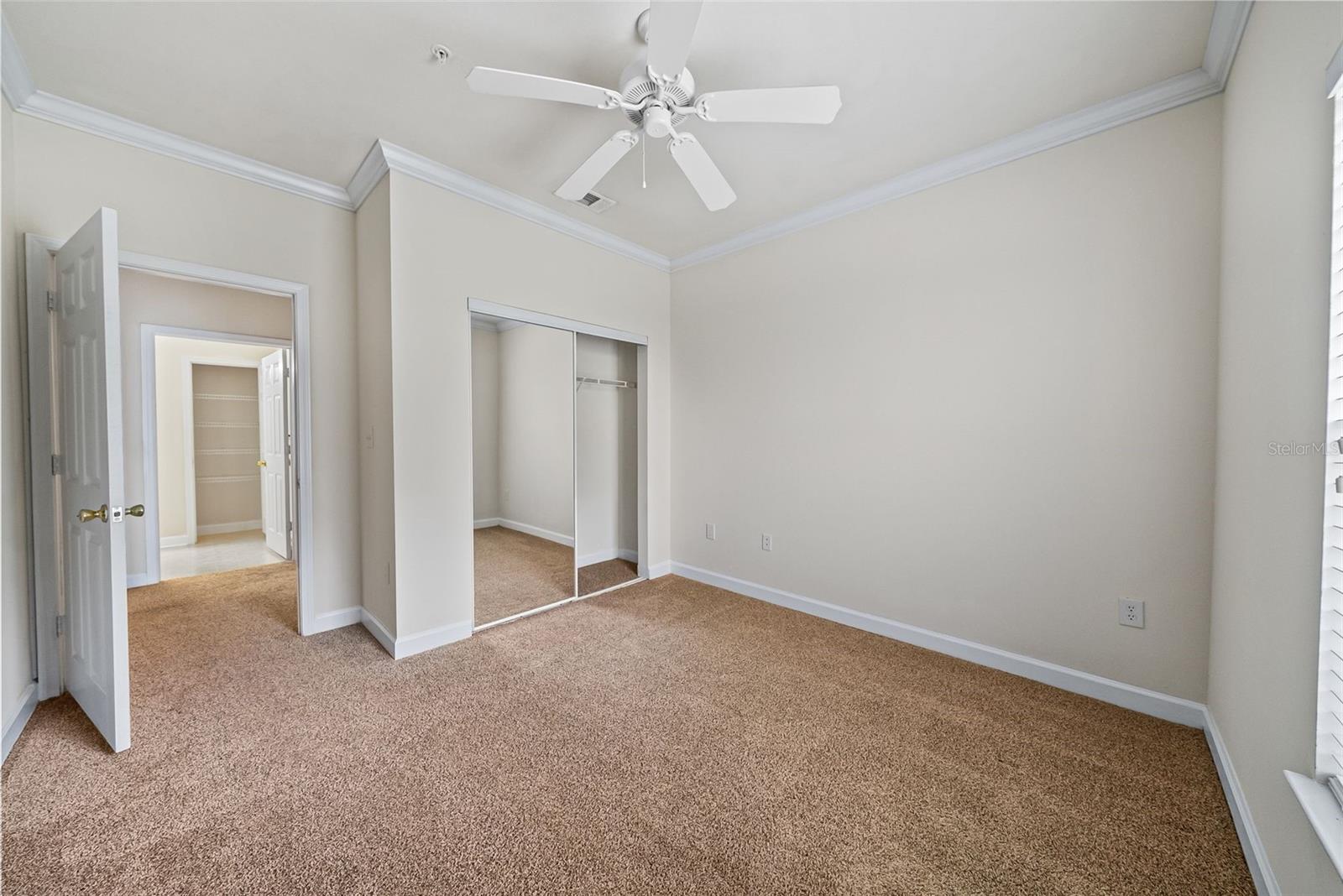 Image 21 of 29 For 18129 Sterling Gate Circle 18129