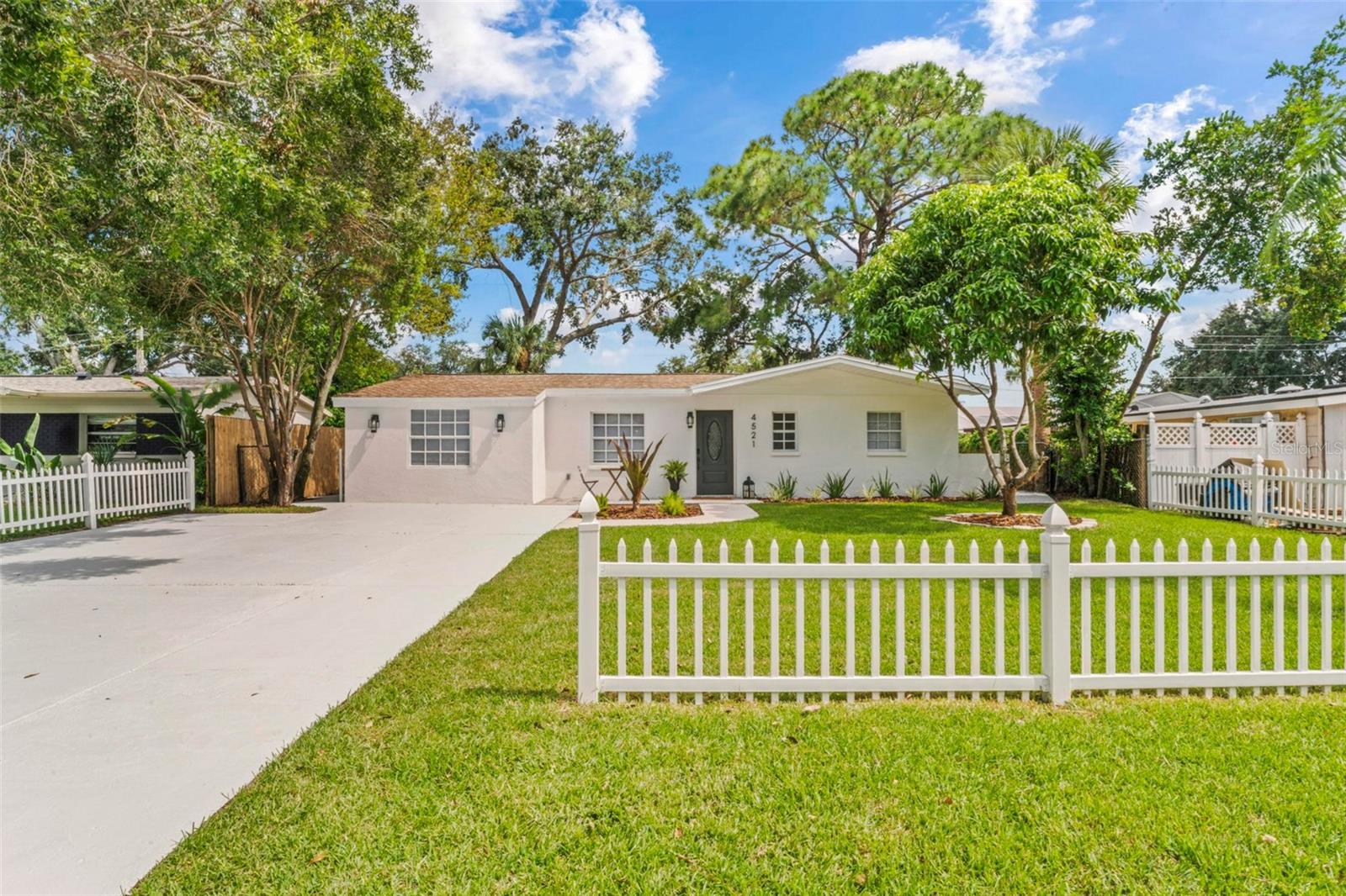 Details for 4521 Bray Road, TAMPA, FL 33634