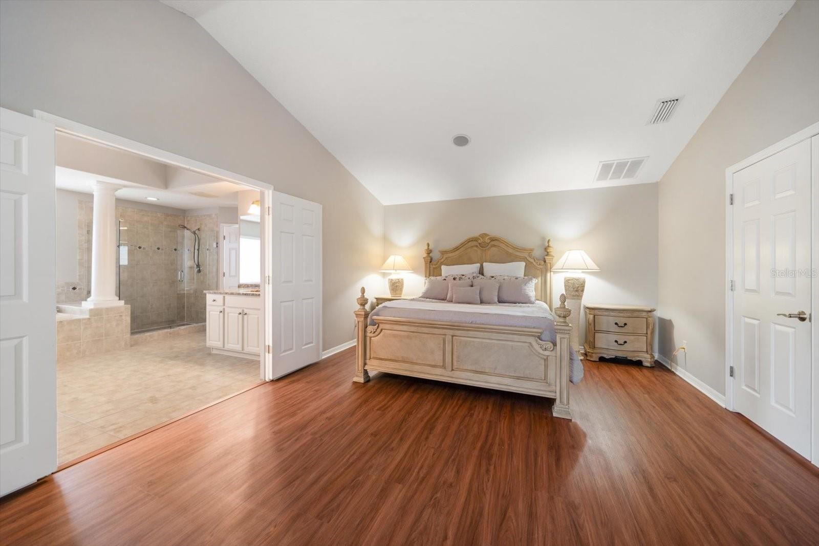 Listing photo id 21 for 17905 Machair Lane