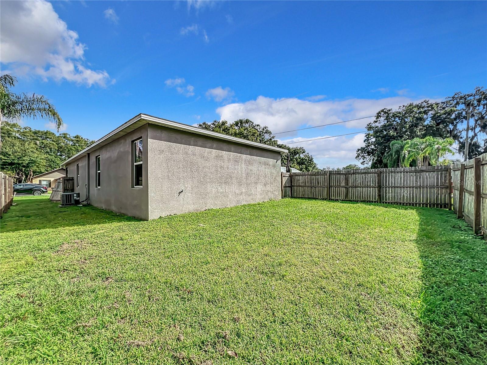 Listing photo id 30 for 1311 Church Street