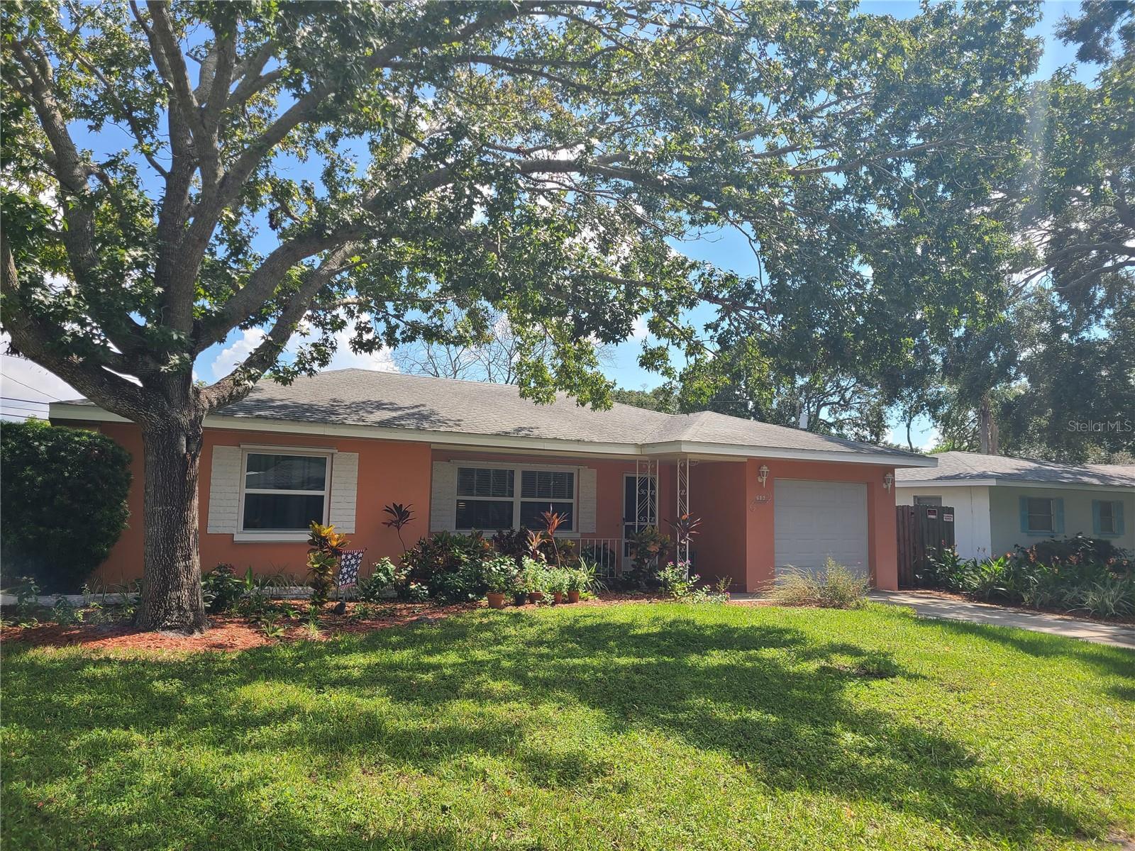 Details for 689 Vine Avenue, DUNEDIN, FL 34698