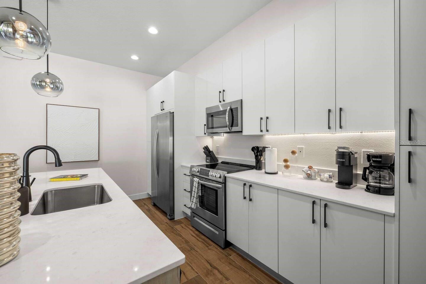 Image 11 of 30 For 4339 Villa Alina Court