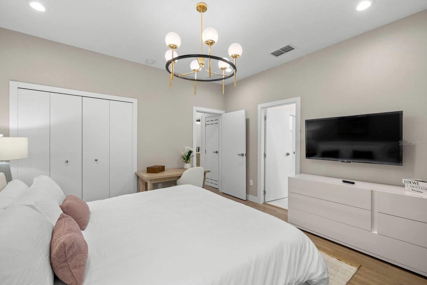 Image 15 of 30 For 4339 Villa Alina Court