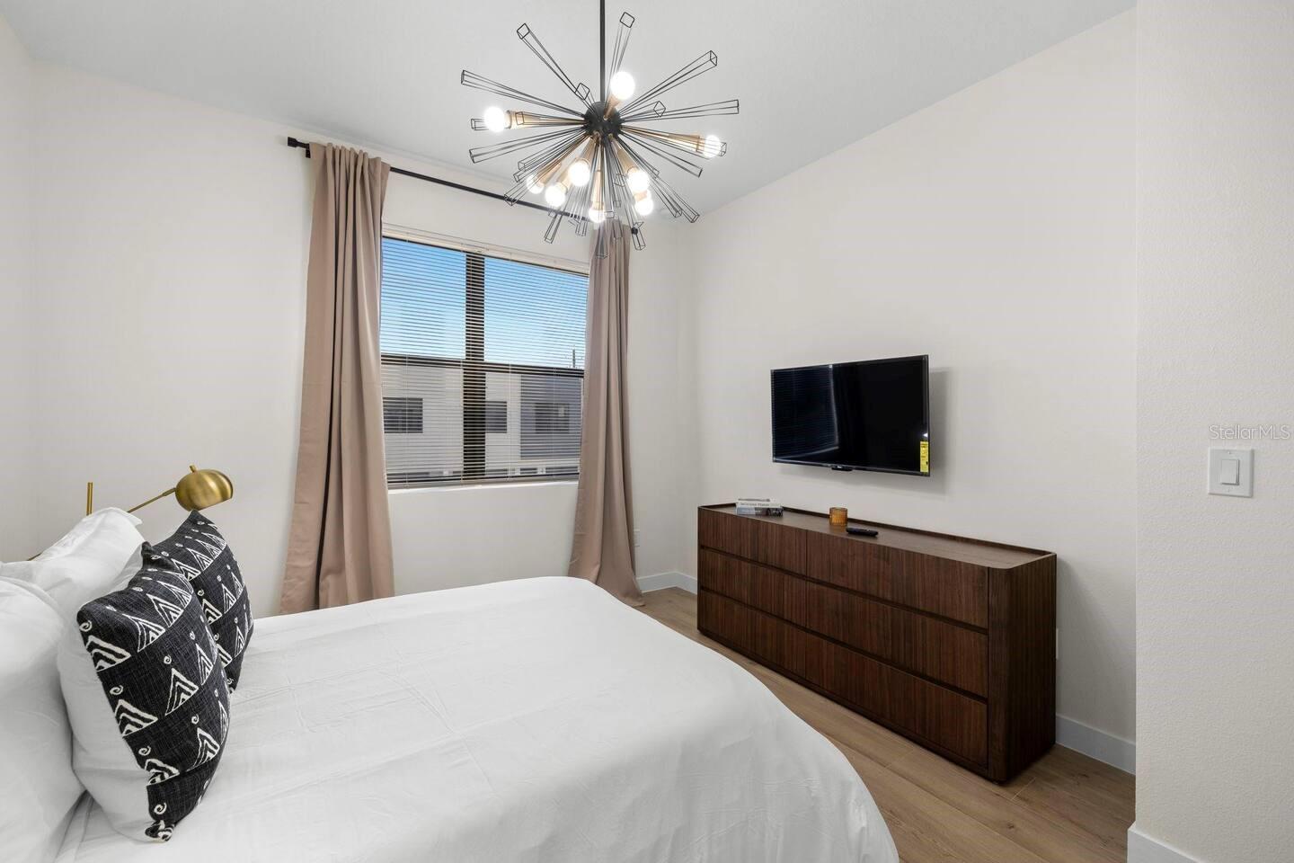 Image 25 of 30 For 4339 Villa Alina Court