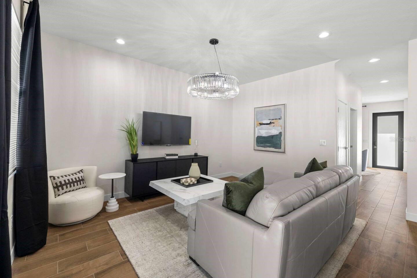 Image 8 of 30 For 4339 Villa Alina Court