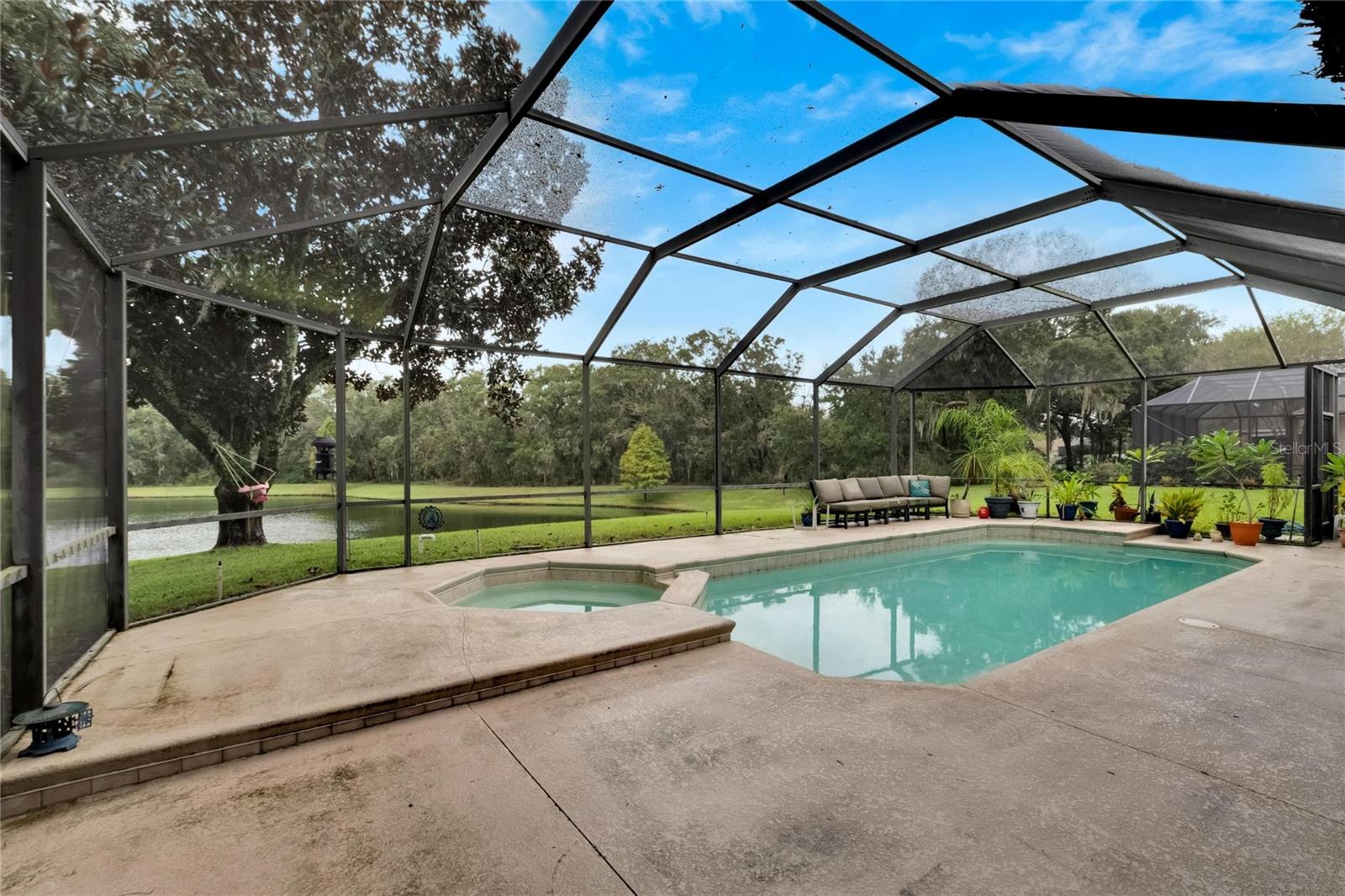 Listing photo id 48 for 2929 Spring Hammock Drive