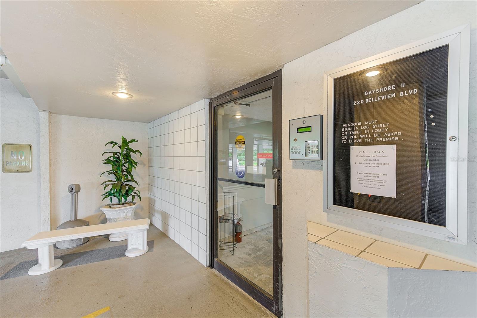 Listing photo id 42 for 220 Belleview Boulevard 802