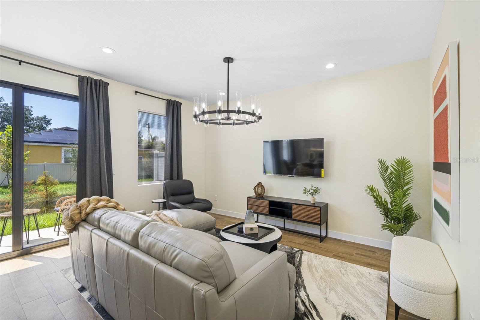 Image 10 of 52 For 4340 Villa Alina Court