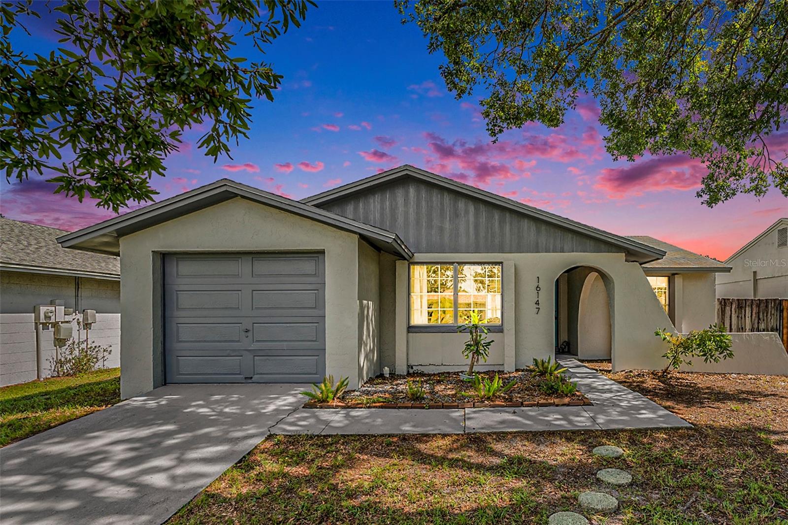 Details for 16147 Foxfire Drive, TAMPA, FL 33618