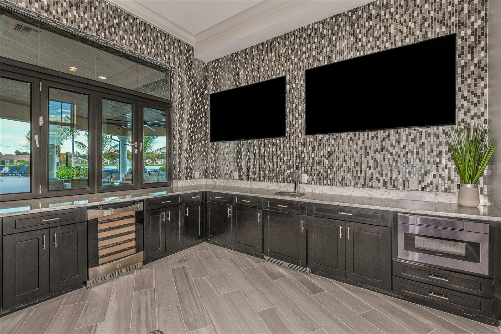 Image 10 of 45 For 11720 Renaissance Boulevard