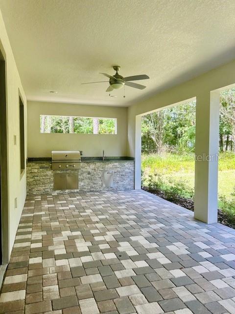 Listing photo id 7 for 4000 Southern Valley Loop