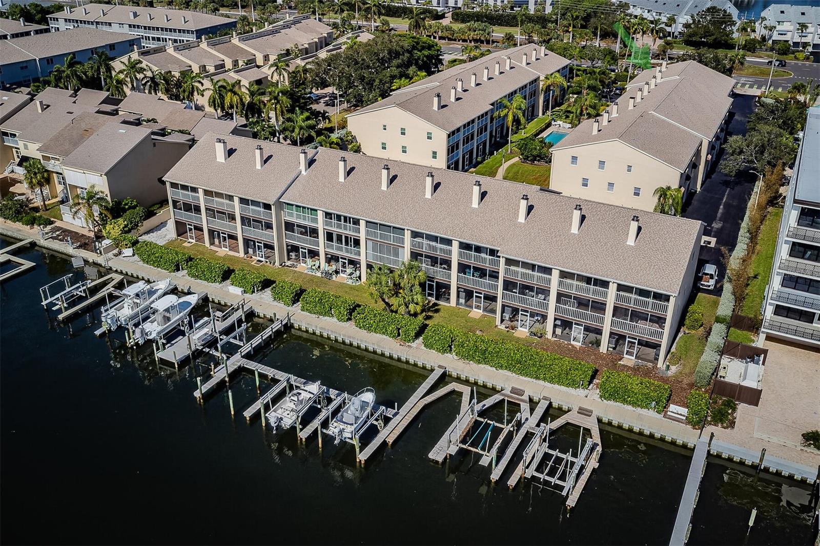 Image 41 of 47 For 465 Pinellas Bayway S 311