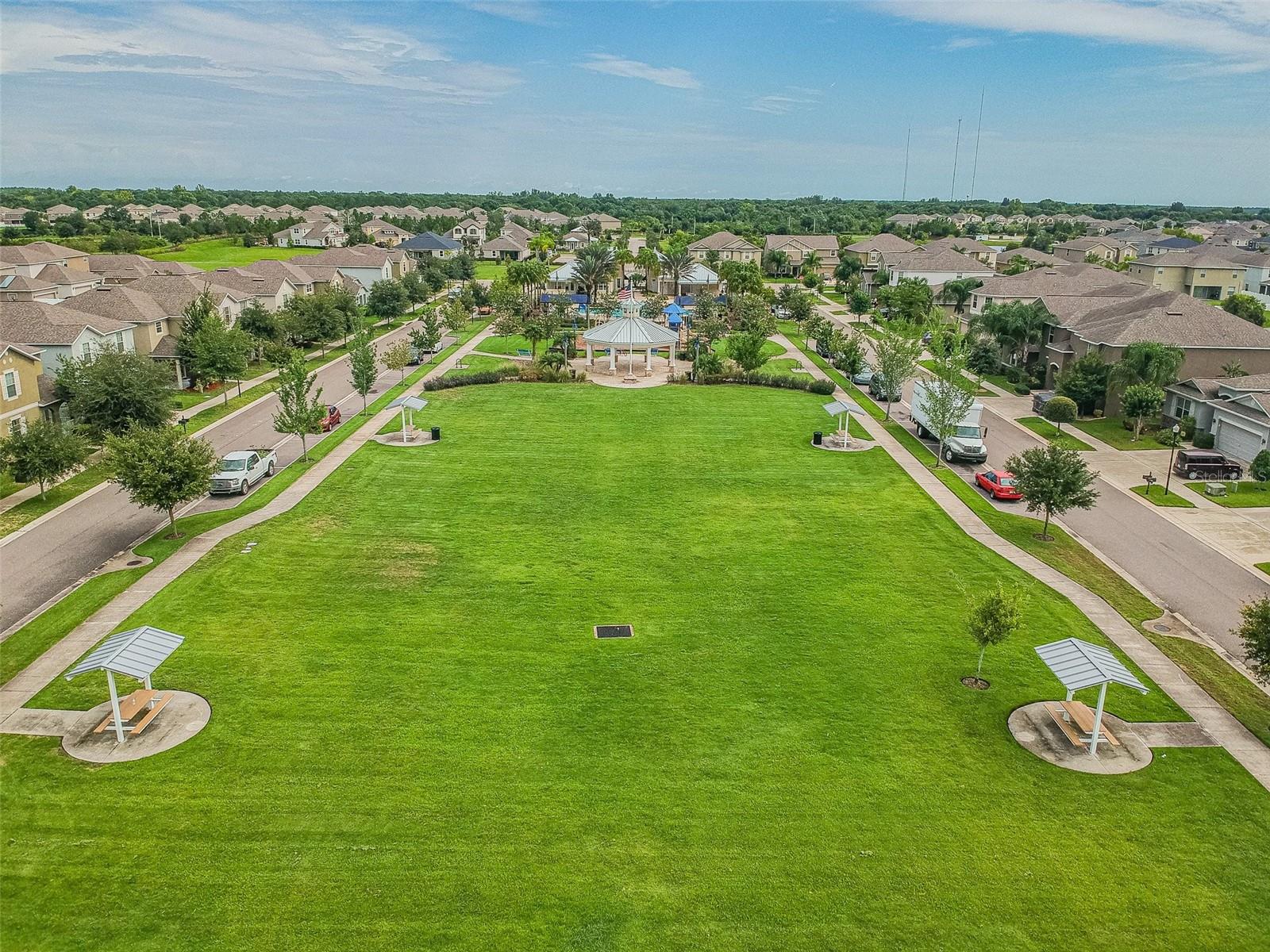 Image 90 of 100 For 13022 Boggy Creek Drive